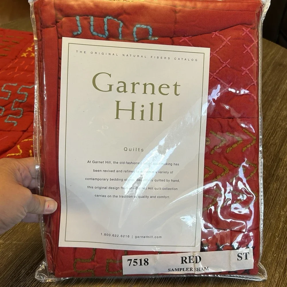 Garnet Hill Red Embroidered Quilted Standard Pillow Shams Set of 2 Patchwork‎